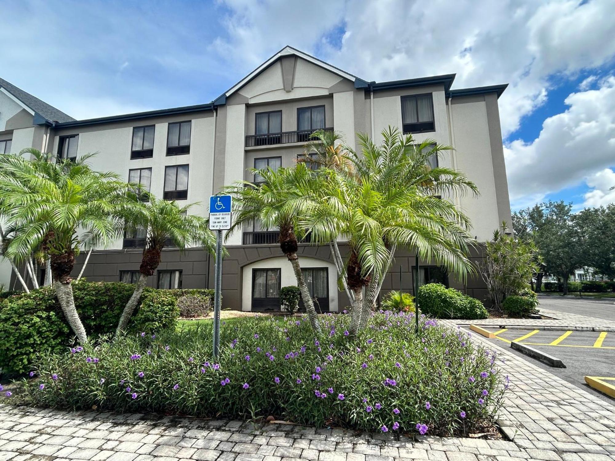 Airport Inn Fort Myers Exteriör bild