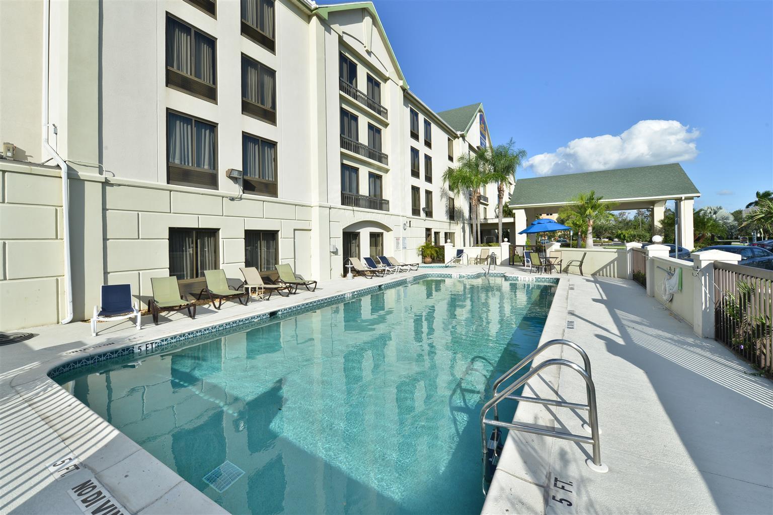 Airport Inn Fort Myers Exteriör bild